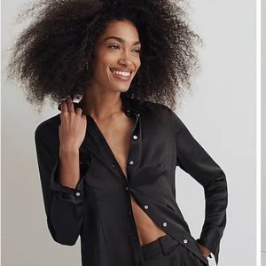 Madewell darted satin button front shirt / size 2